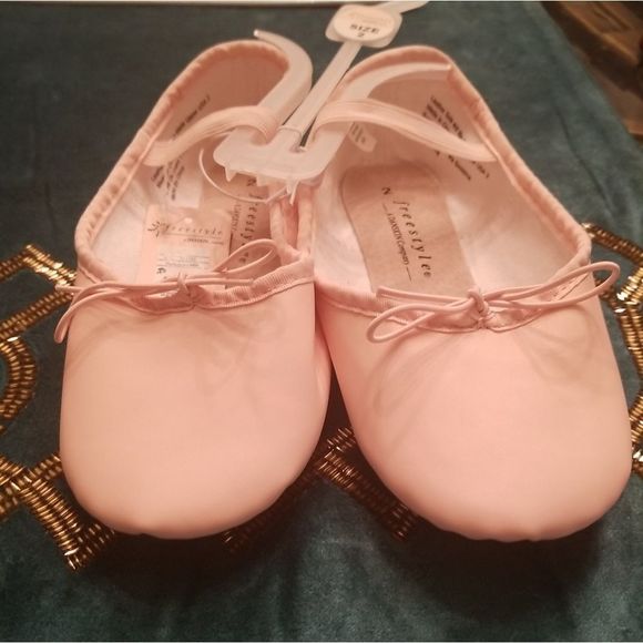 Freestyle By Danskin Girls Pink Ballet Flats W/Leather Soles NWD Sz. 2 - Picture 7 of 7